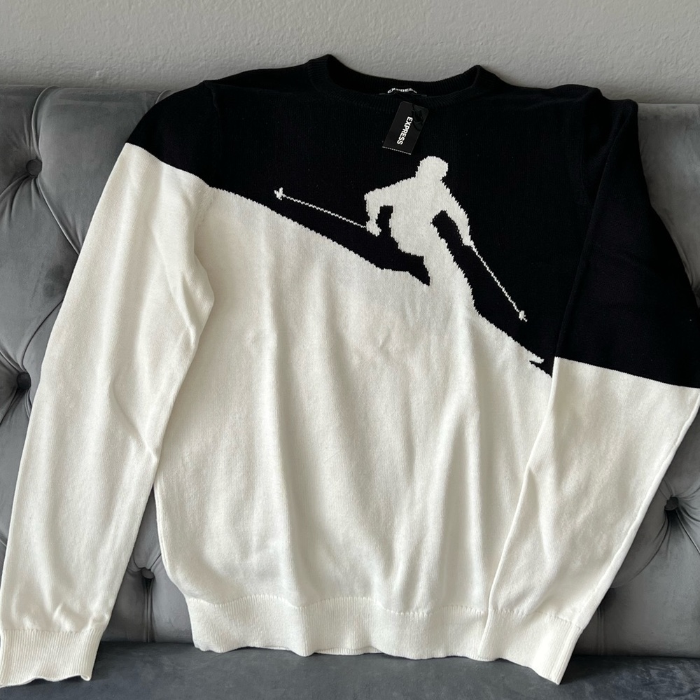 New Express sweater size M
